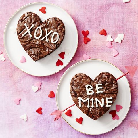 10 Cheap Date Ideas for the Month of February!